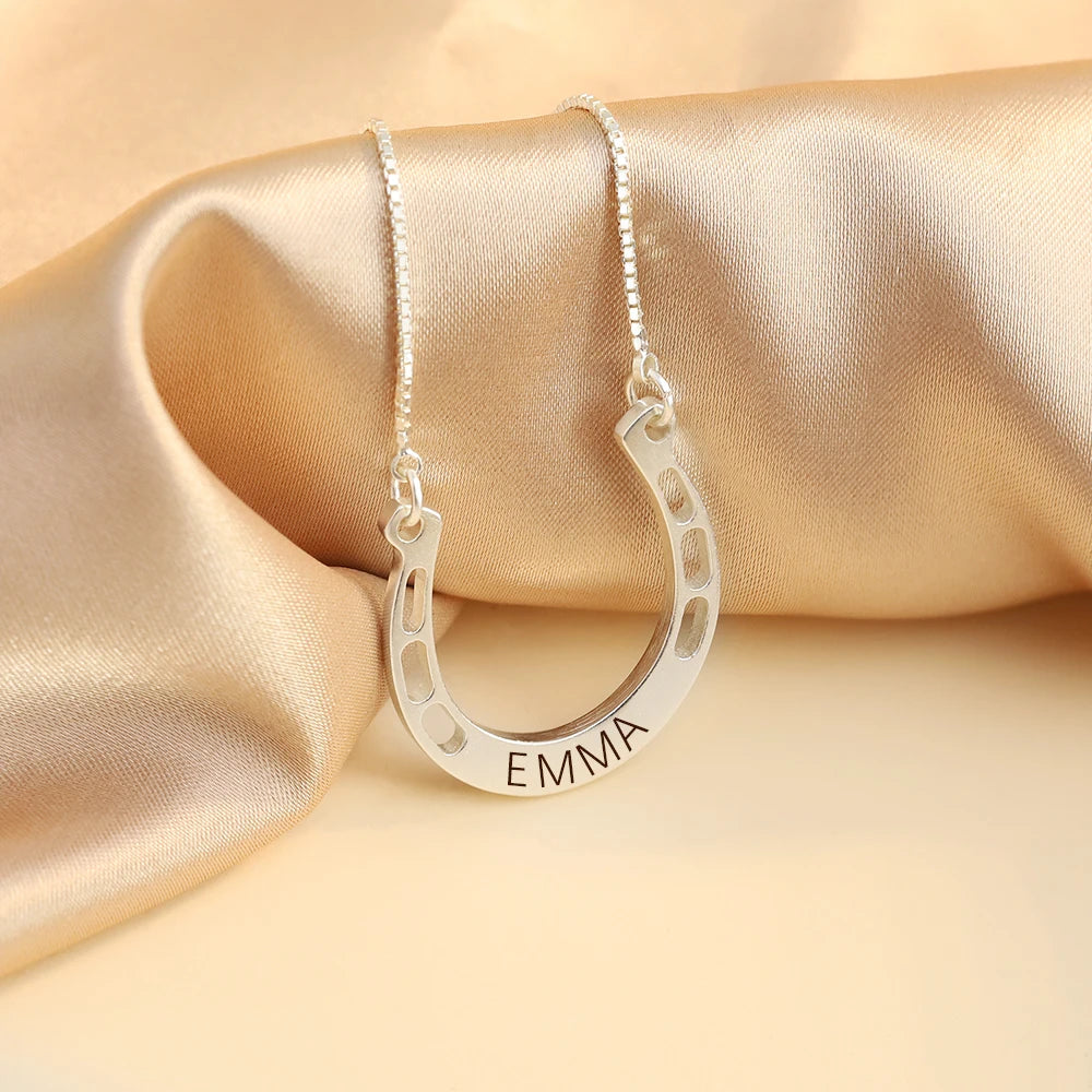Customized Lucky HorseShoe Necklace - Ghoddosh