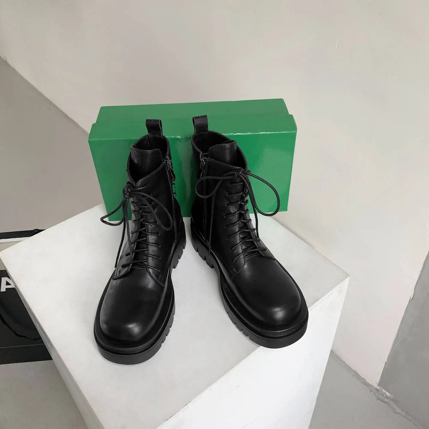 Upper Material: Genuine cow Leather - Ghoddosh