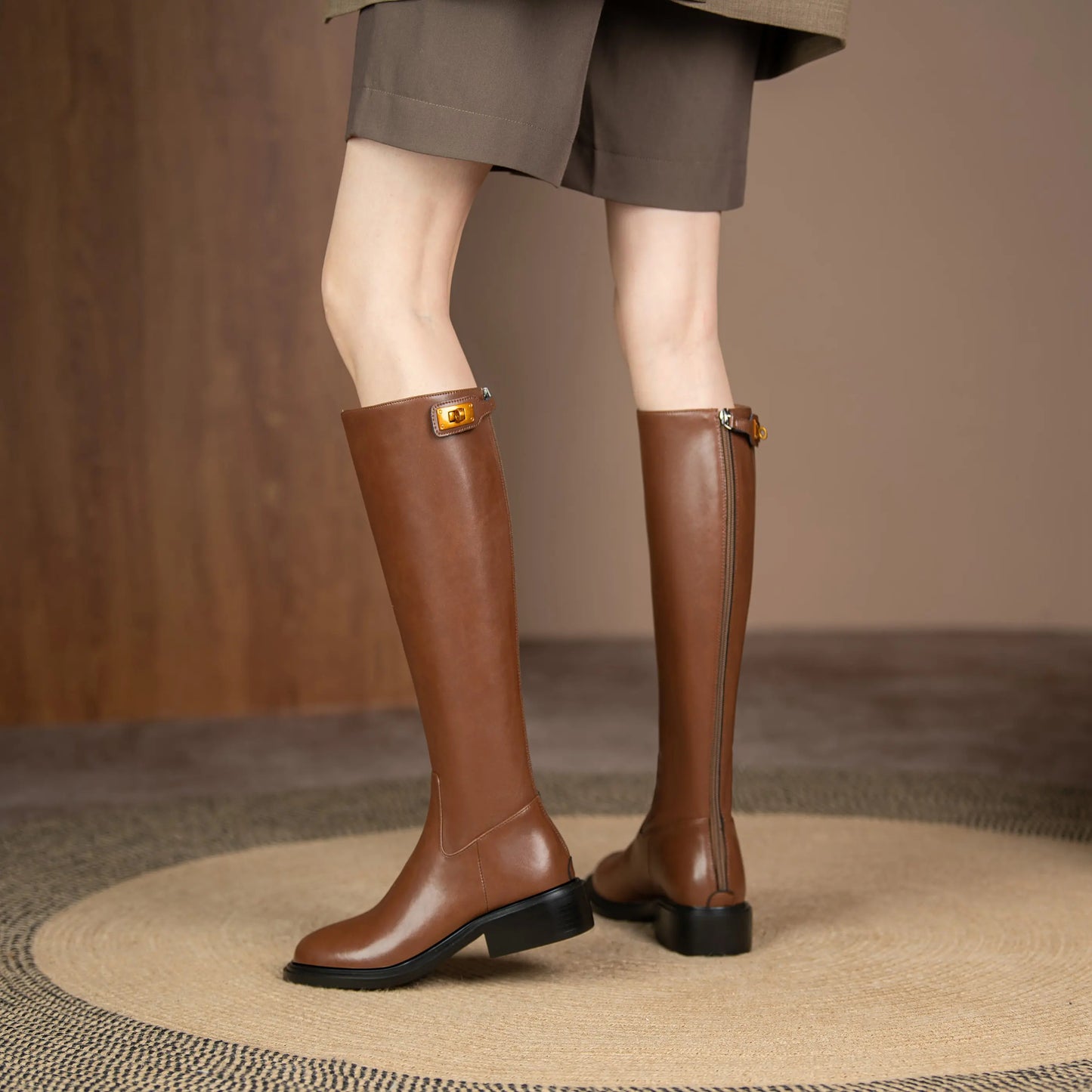 Hot cow split leather equestrian boots . Ghoddosh