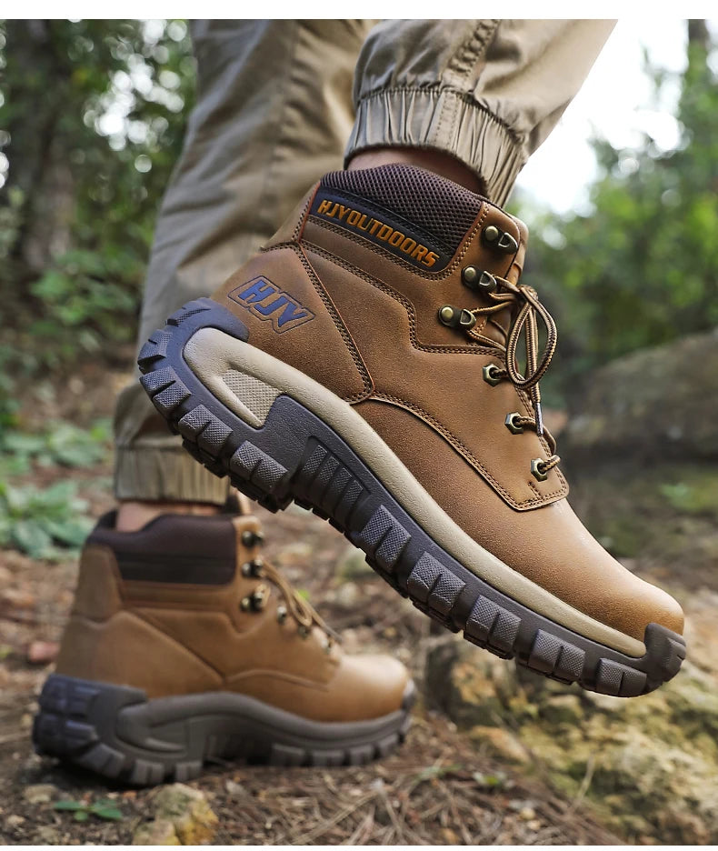 Top Leather Men's  Breathable  Boots , Outdoor Men Non-slip  Ankle Boots