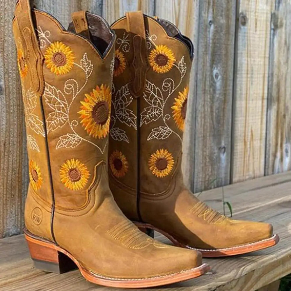 Floral Embroidered Women Cowgirl Boots. Ghoddosh