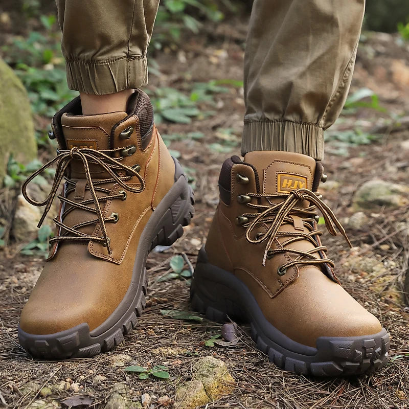 Top Leather Men's  Breathable  Boots , Outdoor Men Non-slip  Ankle Boots - Ghoddosh