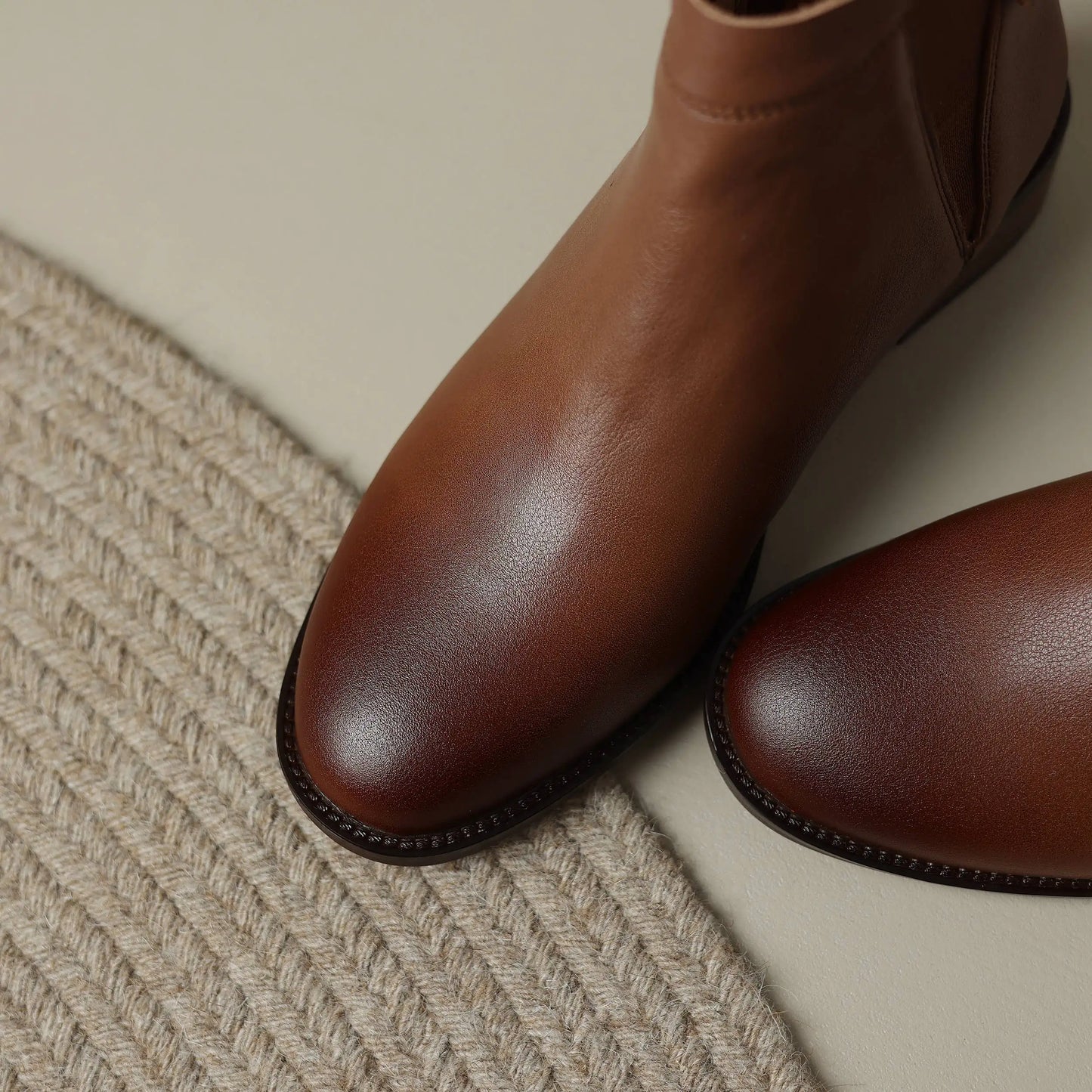 Men’s Genuine Leather Chelsea Ankle Boots — Durable Round-Toe, Elastic Gusset,- Ghoddosh