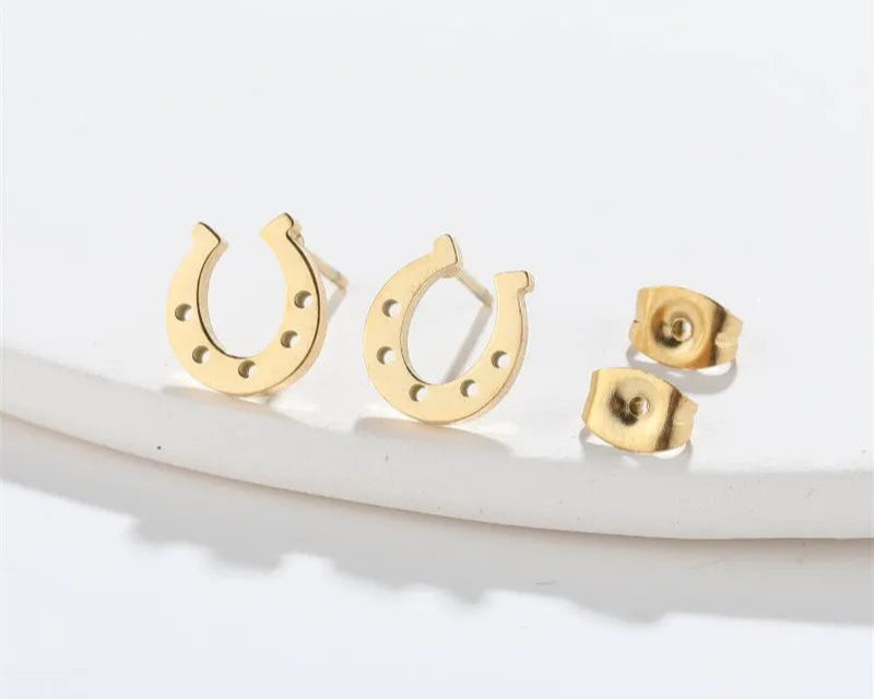 Stainless Steel Horse Shoe Shape Earrings Black Minimalist Horse Shoe Earing for Women - Ghoddosh