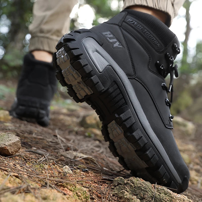 Top Leather Men's  Breathable  Boots , Outdoor Men Non-slip  Ankle Boots - Ghoddosh