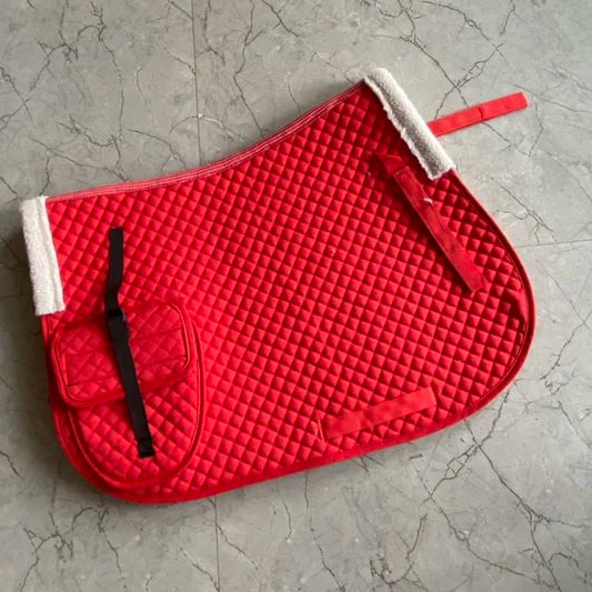 Horses shock absorbent , sweat absorbent  saddle pad With a pocket