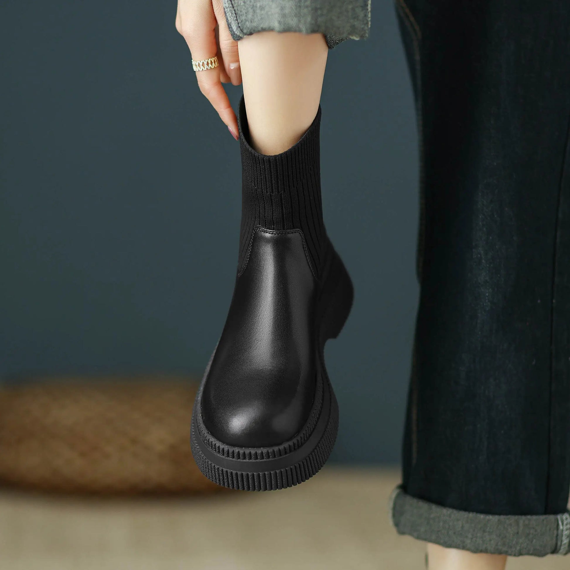 Casual Round-Toe Slip-On Ankle Boots - Ghoddosh