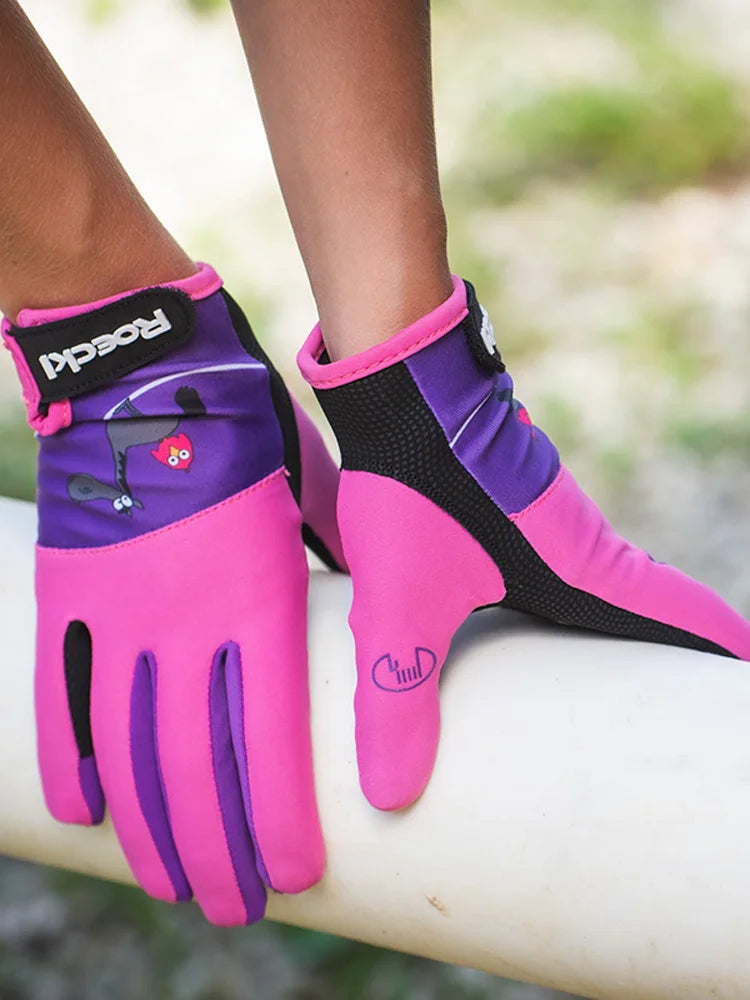 Germany Children's  Riding   Breathable , Anti-slip Gloves . Ghoddosh