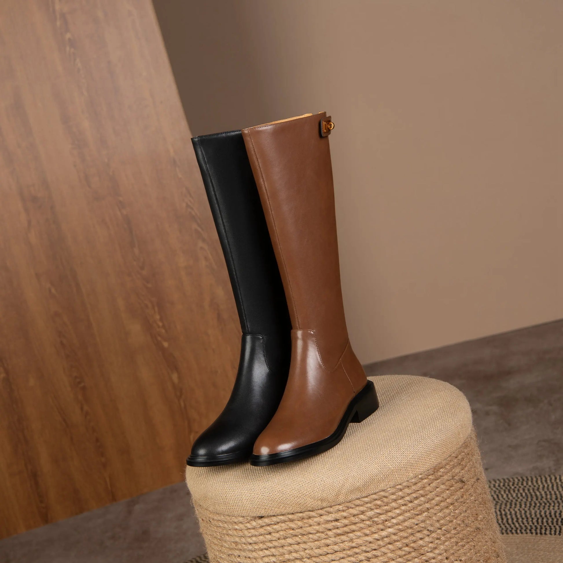 Hot cow split leather equestrian boots . Ghoddosh