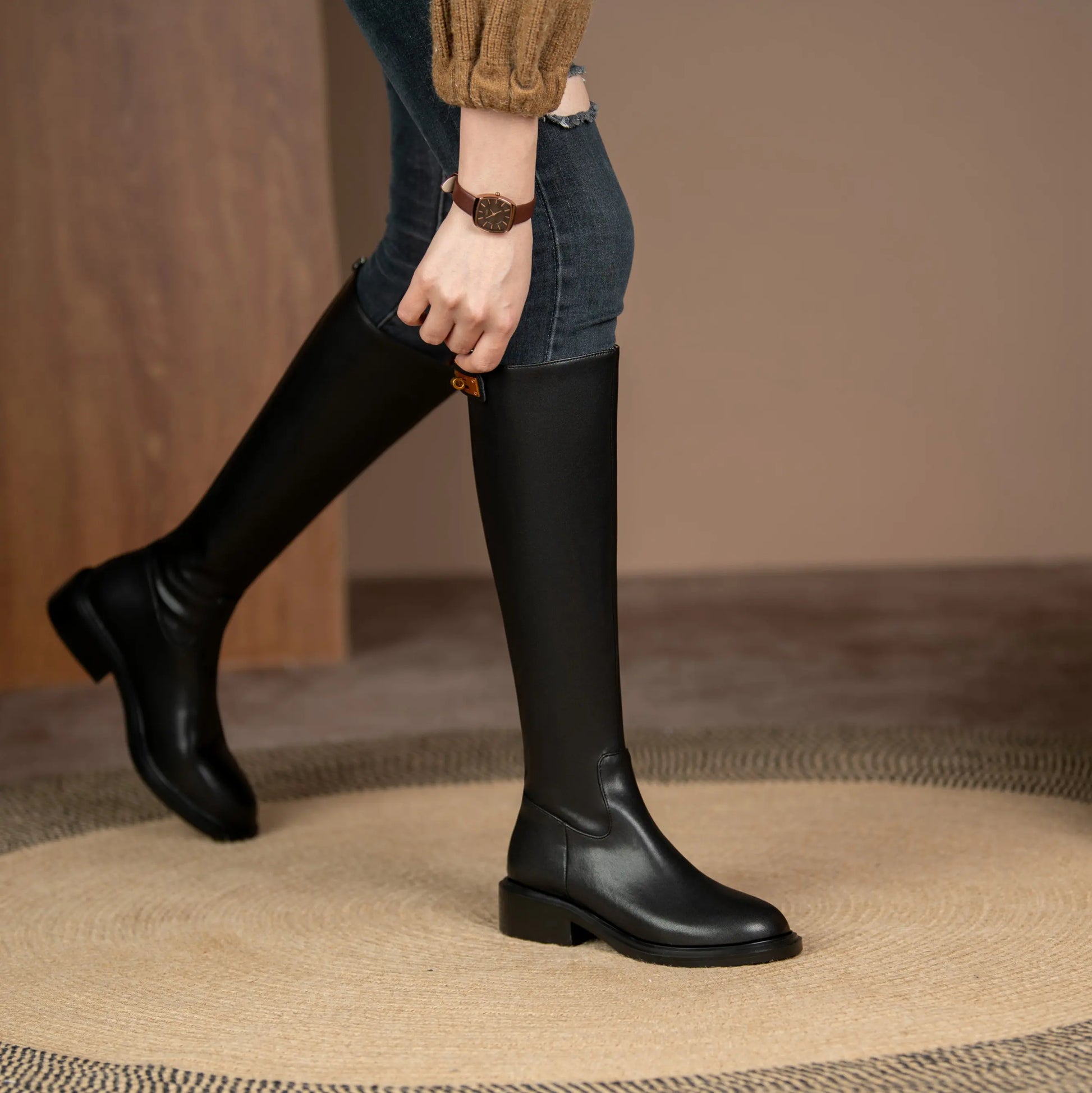 Hot cow split leather equestrian boots . Ghoddosh