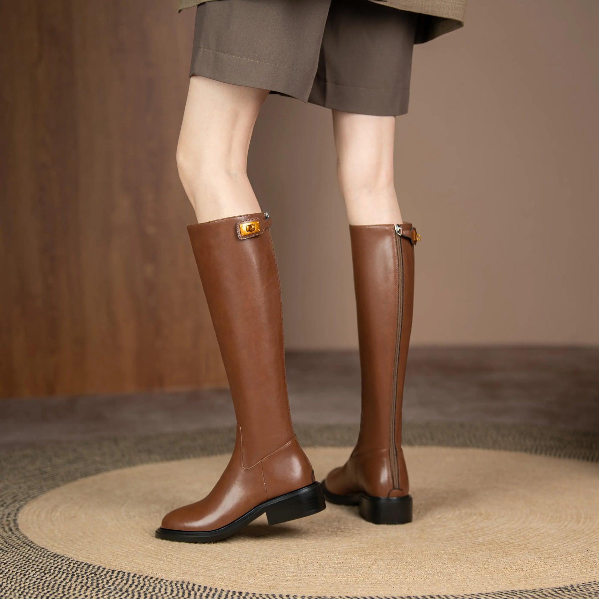 Hot cow split leather equestrian boots . Ghoddosh