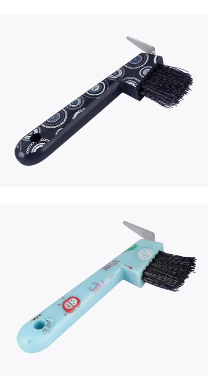 Hoof trimming tool , A hook for fixing the horse's hooves