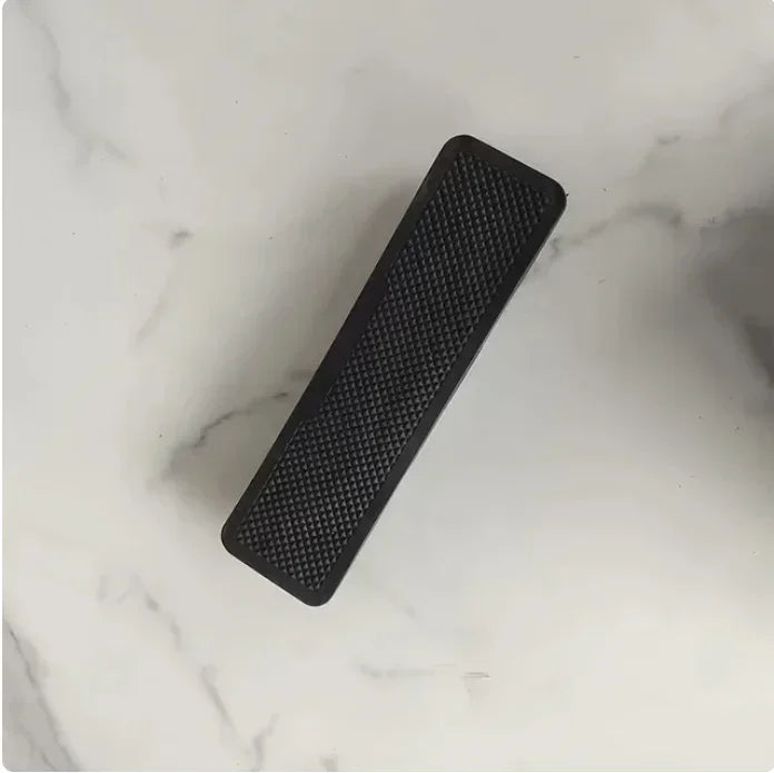 Horse Grooming Brush , Massage , Cleaning and Flea Tick Removal Rubber Brush