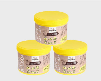 Saddle oil Maintenance  for shiny and moisturized saddle