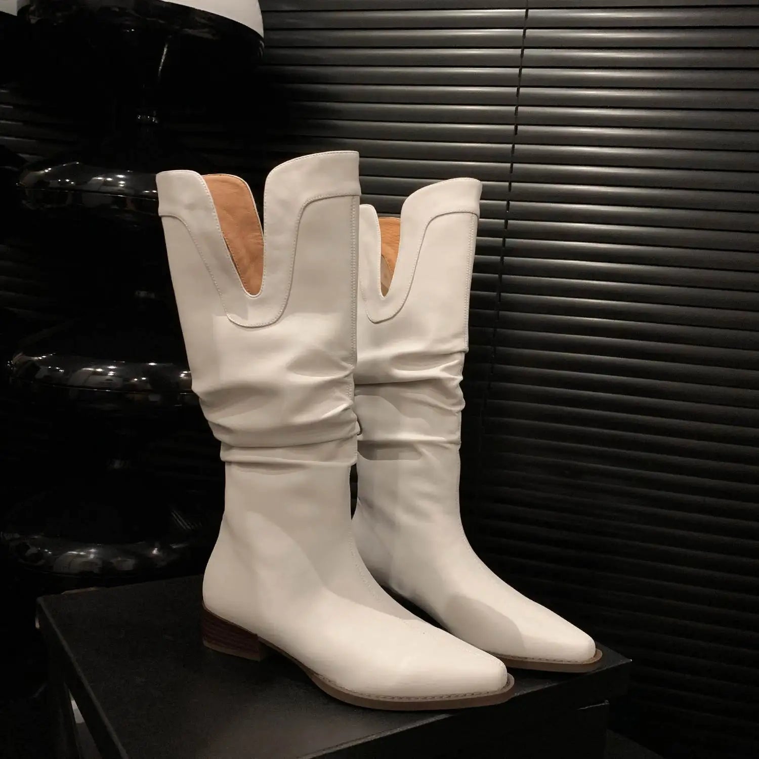 2026 New Cow Leather Round Toe Low Heels Winter Warm Riding Knee Boots  - ghoddosh.com